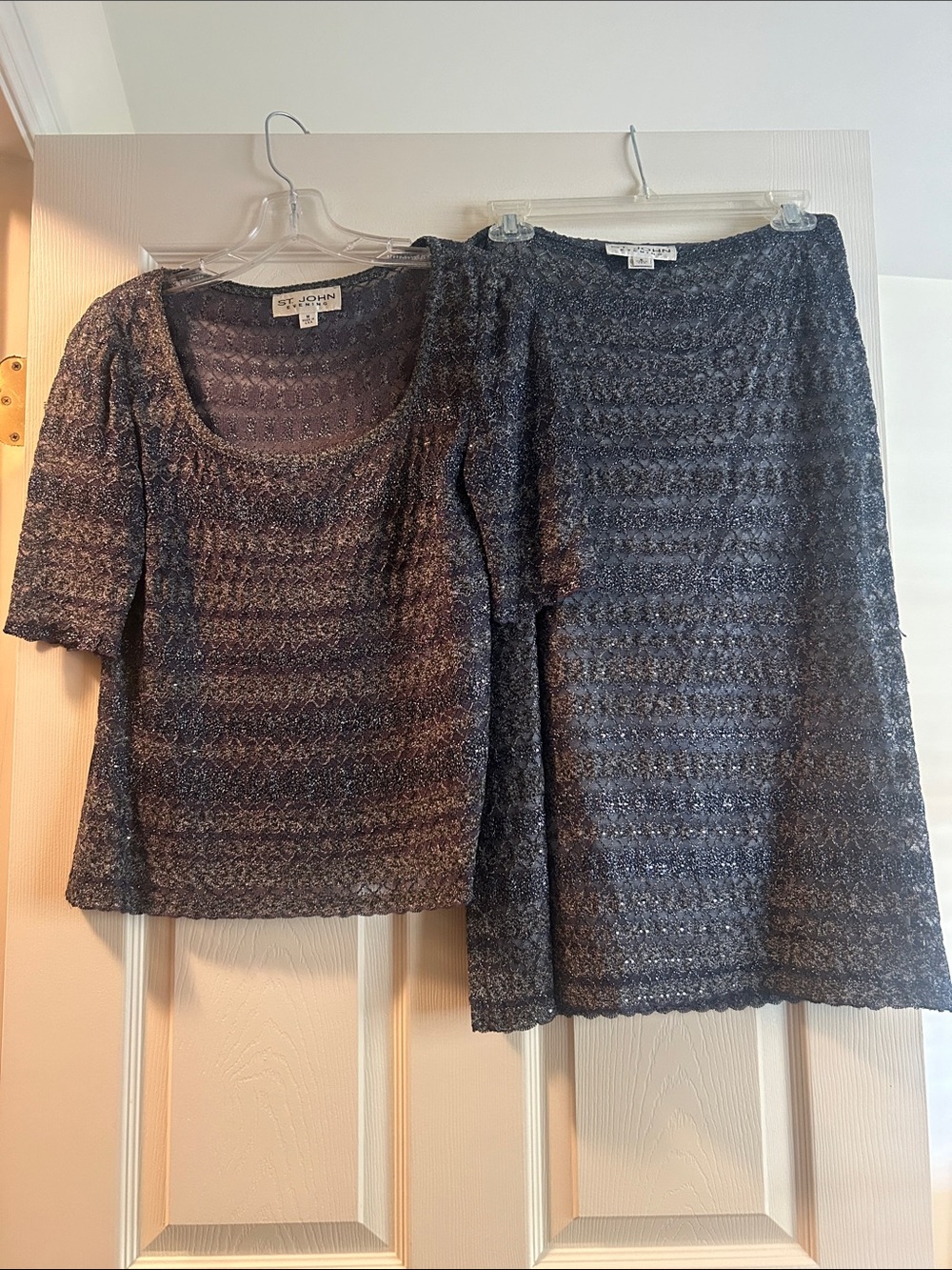 St. John Collection Charcoal Silver Lightweight Sequin Set 2 Piece Size 8 / M